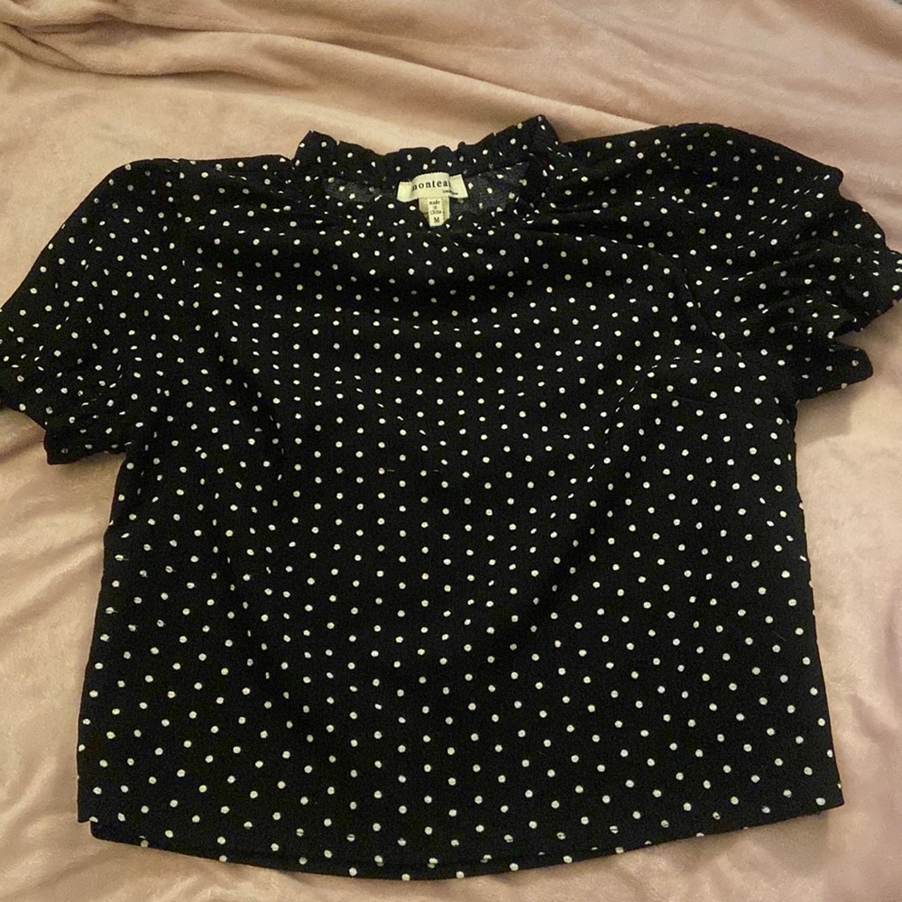 Black and white polka dot shirt high neck short sleeve 🖤🤍
